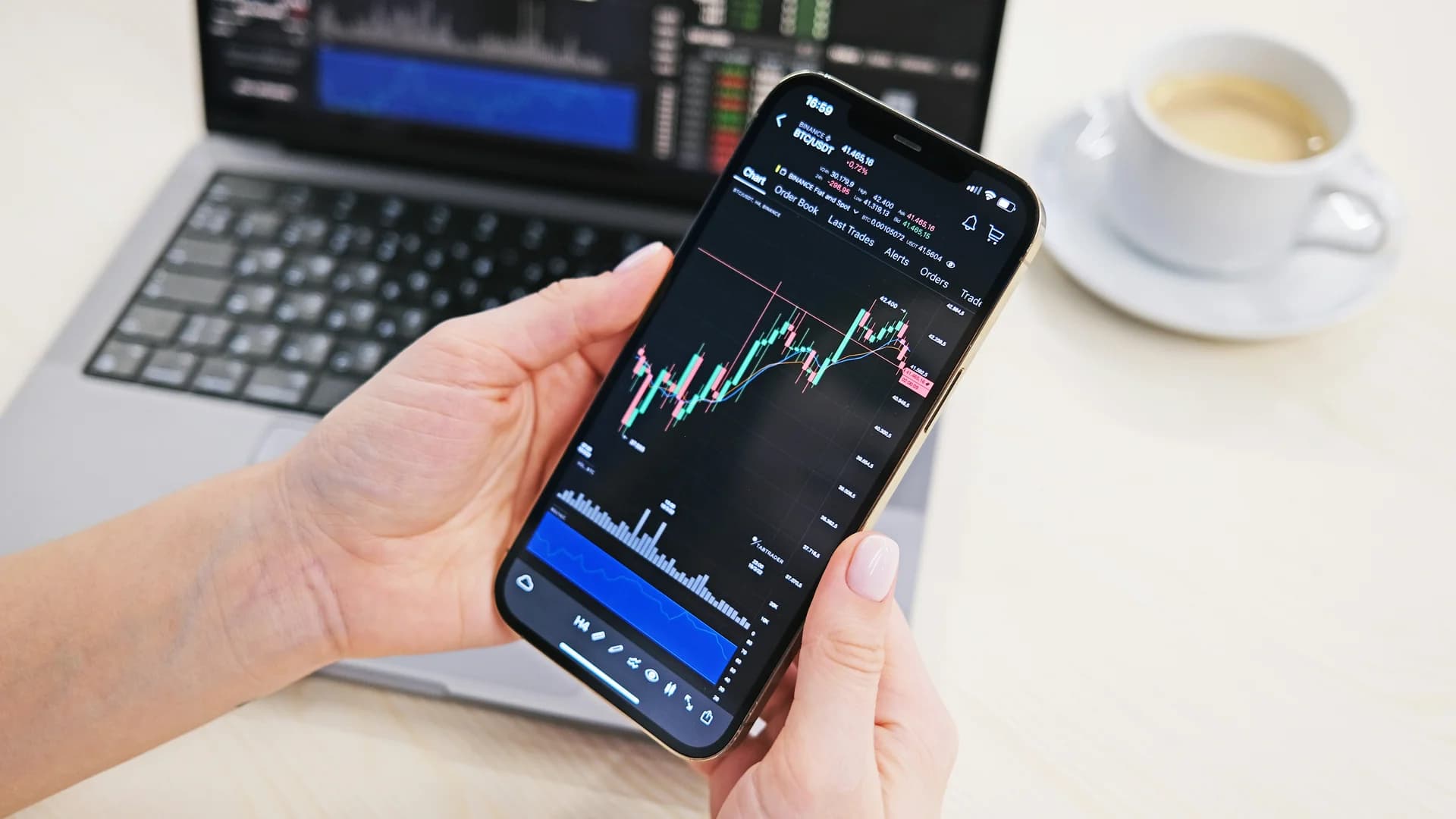 Coinbase-CLO sagt CLARITY Act-Deal in Reichweite trotz Senat-Patt