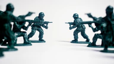 Ölschock und Iran-Krieg halten Krypto an der Seitenlinie