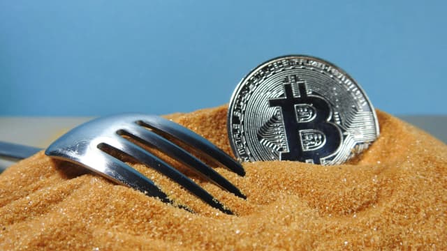 Bitcoin fällt von 12-Wochen-Hoch bei $79.400 zurück