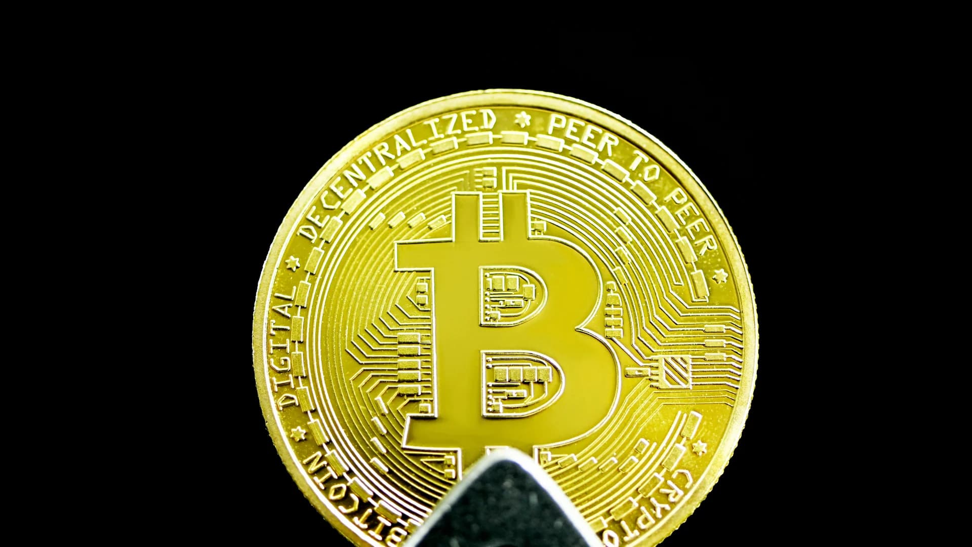 Charles Schwab startet Bitcoin- und Ethereum-Handel