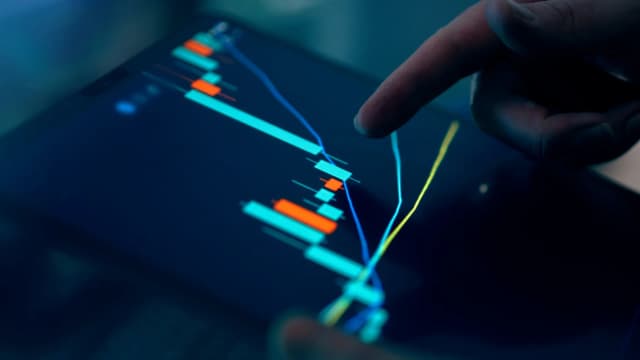 Raydium steigt: Solana-Gebühren stürzen ab, Meme Coins ziehen zu TRON