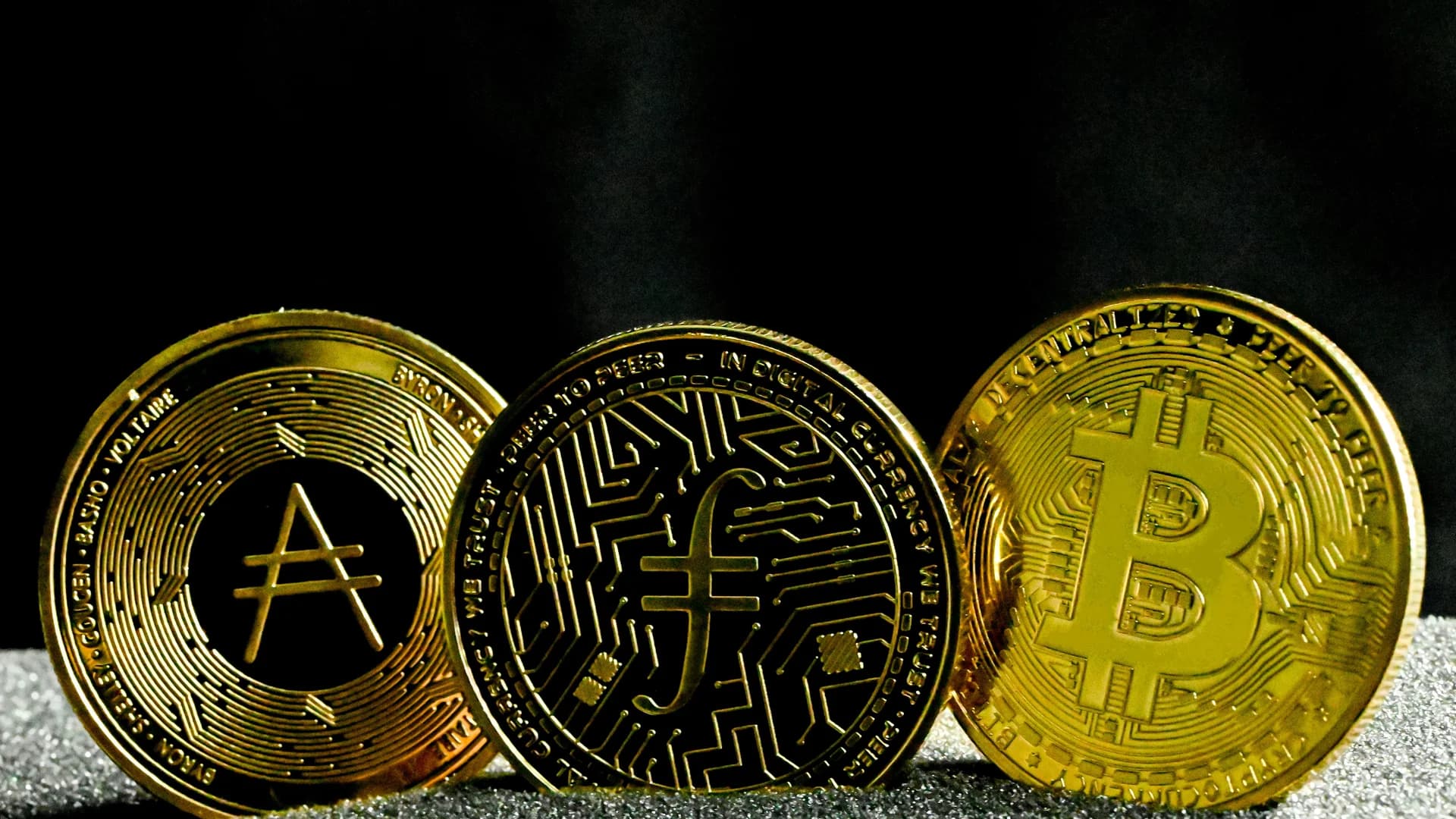 Kursprognosen 11.3.: BTC, ETH, BNB, XRP, SOL, DOGE, ADA