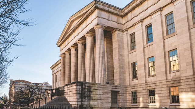 DeFi-Lobby zieht SEC-Airdrop-Klage zurück, verweist auf Krypto-Wende