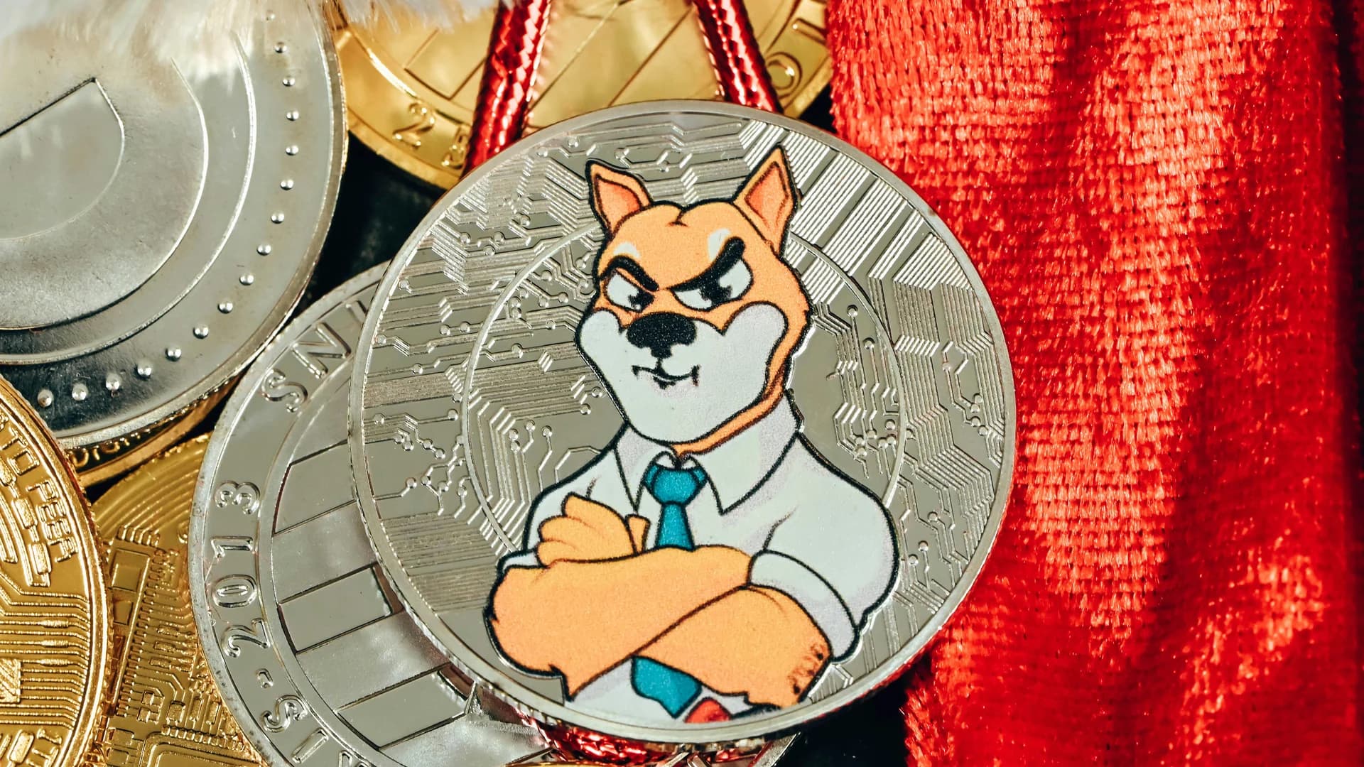 Britische Abgeordnete fordern sofortiges Verbot von Krypto-Spenden