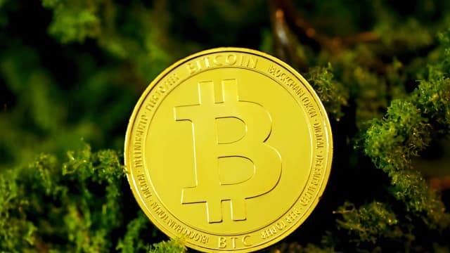 Bitcoin zurück über 71.000 $ – USA senden Iran Waffenstillstandsplan